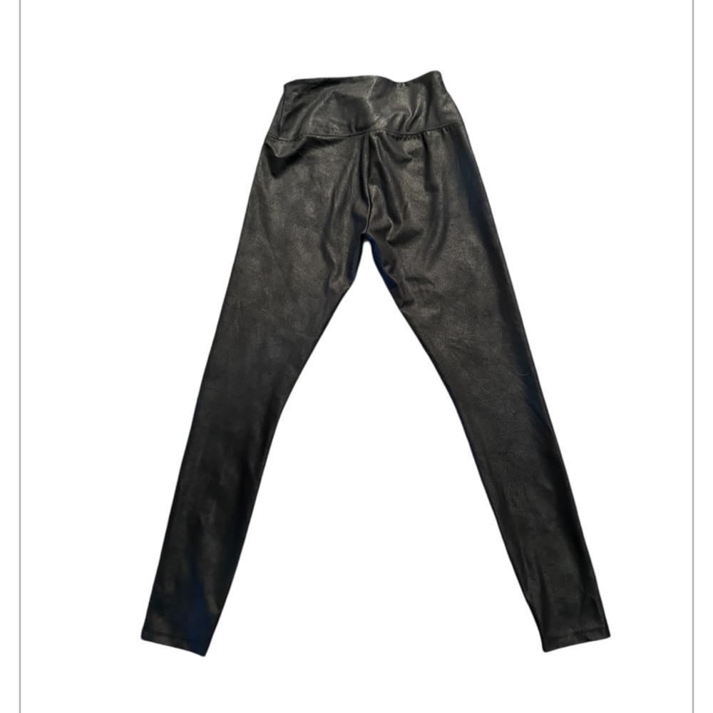 Simply Vera Vera Wang Faux Leather Black Leggings - Picture 2 of 3
